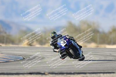 media/Dec-07-2025-CVMA (Sun) [[3e7d2de5dc]]/Race 12- Formula 40 MW and LW/